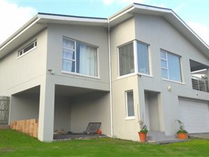 3 Bed House in Glencairn Heights
