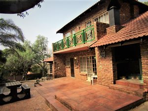 4 Bed House in Moreleta Park