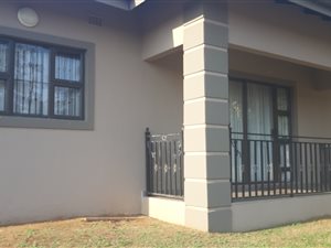 3 Bed House in Athlone Park