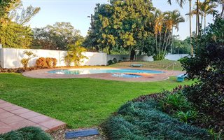 2 Bedroom Apartment in Shakas Rock