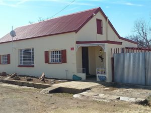 3 Bed House in Sterkstroom