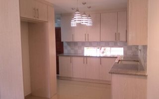 3 Bedroom House in Mountain View