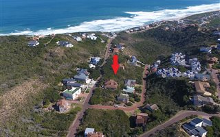 891 m² Land available in Cola Beach