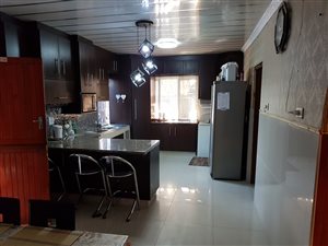 3 Bed House in Brookdale