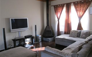 3 Bedroom House in Fairfield Estate