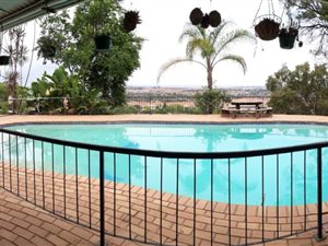 2 Bed Apartment in Waterkloof Ridge