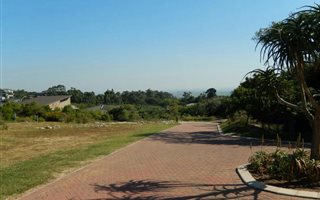 1074 m² Land available in Brettenwood Coastal Estate