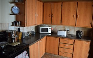 4 Bedroom House in Bayswater