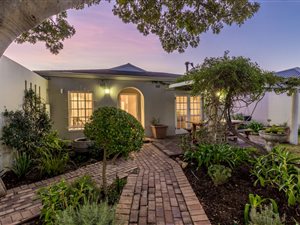 3 Bed House in Tokai