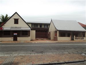 300 m² Commercial space in Knysna Central