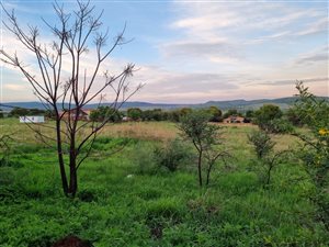 918 m² Land available in Vaaloewer