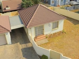 2 Bed Simplex in The Reeds