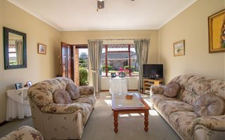 2 Bedroom House in West Bank