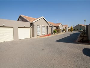 3 Bed Townhouse in Heidelberg Central