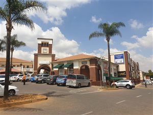 82 m² Commercial space in Faerie Glen