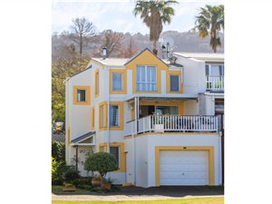 3 Bed Townhouse in Costa Sarda