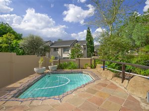 3 Bed House in Dowerglen
