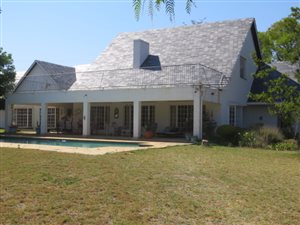 5 Bedroom House in Chartwell