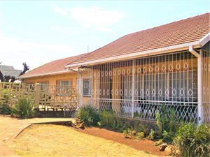 4 Bed House in Southcrest