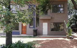 2 Bedroom Duplex in Parkhill Gardens