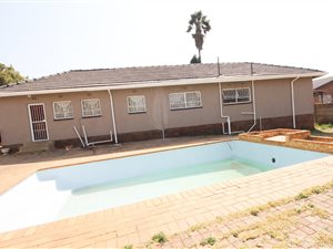 3 Bed House in Goudrand