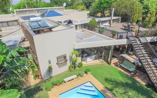 5 Bedroom House in Waterkloof Ridge