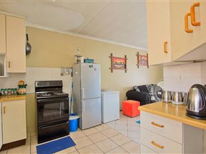 2 Bed Townhouse in Pomona