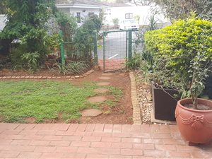 3 Bed Apartment in Manor Gardens