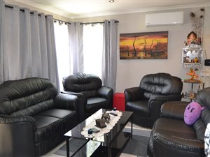 3 Bed House in Edenglen
