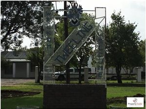 981 m² Land available in Reitz