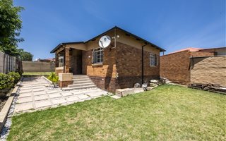2 Bedroom House in South Hills