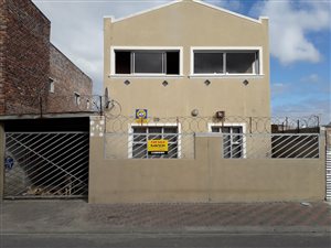 4 Bed House in Lavender Hill