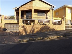 4 Bed House in Springfield Park