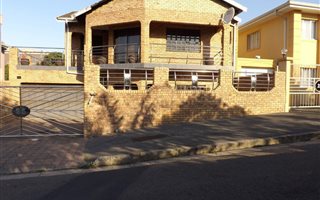 4 Bedroom House in Springfield Park