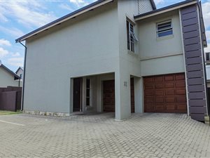 4 Bedroom Cluster in Meyersdal Nature Estate