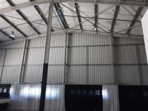 335 m² Industrial space in Mt Edgecombe