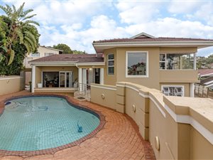 5 Bed House in Glenashley