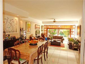 3 Bed Townhouse in Senderwood