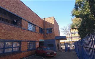 1 Bedroom Apartment in Primrose