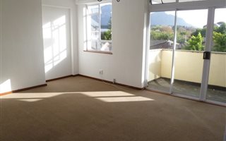 2 Bedroom Apartment in Plumstead