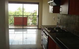 Bachelor apartment in Hazeldean (Silverlakes Surroundings)
