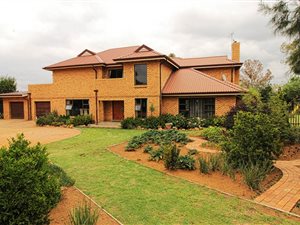 3 Bed Cluster in Rynfield AH