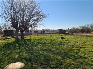 5.9 ha Land available in Kuruman