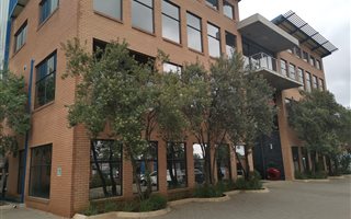 8272 m² Industrial space in Rooihuiskraal
