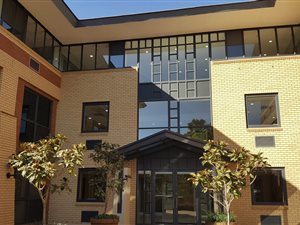509 m² Commercial space in Constantia Kloof