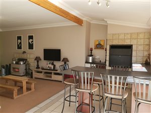 4 Bed House in Panorama