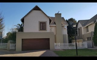 3 Bedroom House in Clubview
