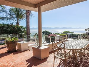 4 Bedroom House in Plettenberg Bay