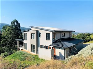 5 Bed House in Montrose