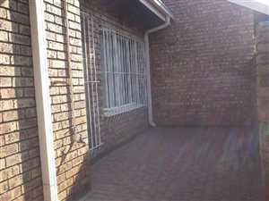 2 Bed Townhouse in Vanderbijlpark CW3
